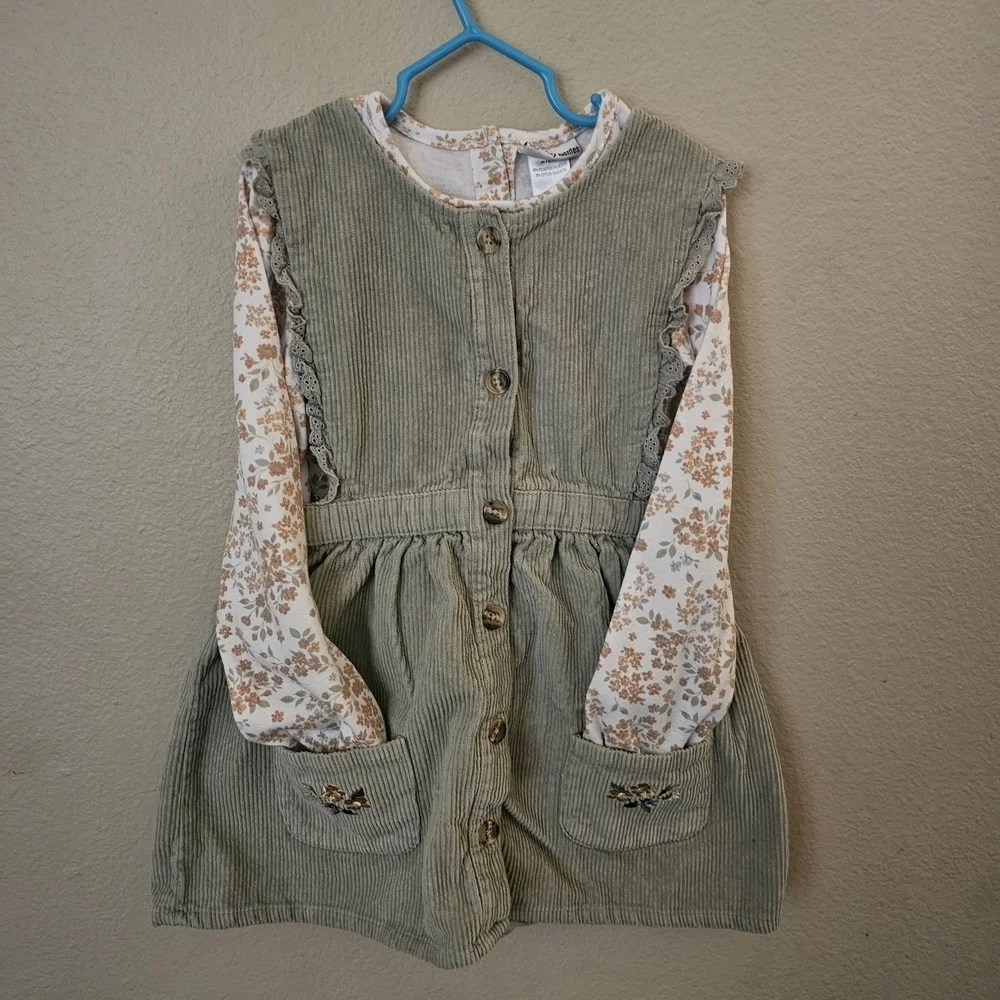 Daisy Fuentes Green Matching Set with Cuoduroy Dress Floral Long Sleeve Tee